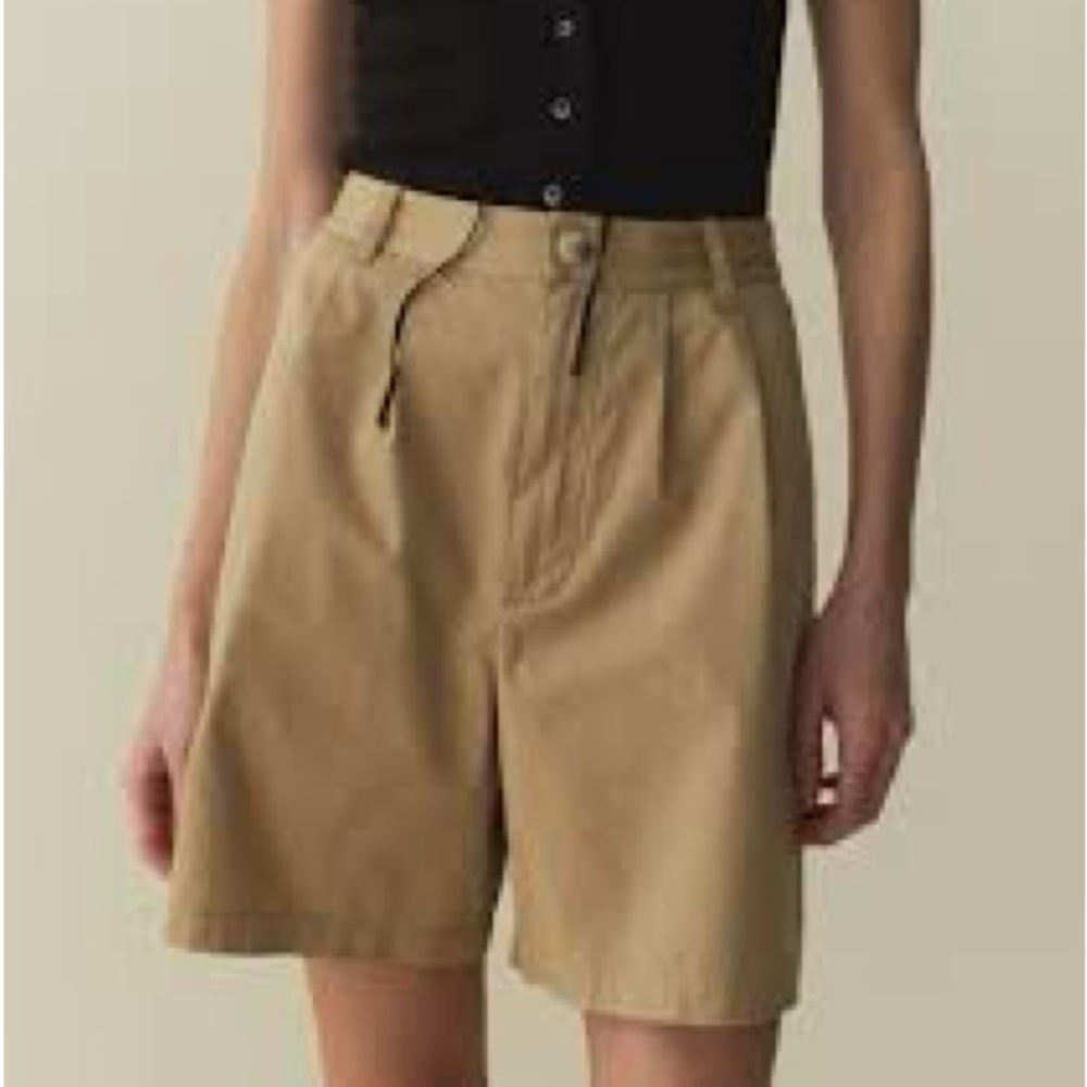 Doen Tan Women's Shorts
